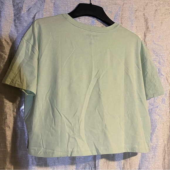 TLC No Scrubs Crop top SZ L NWOT length 19” chest 23” - Picture 5 of 6